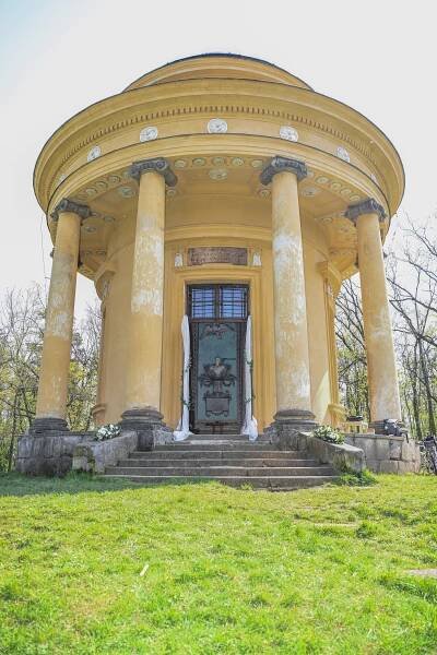 Veltrusy