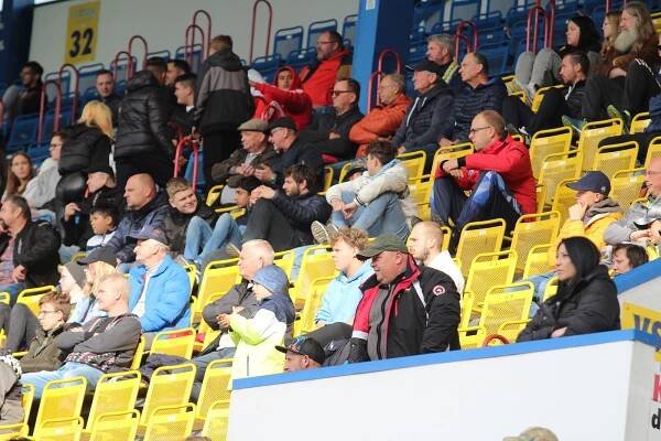 Byli jste také na fotbale překvapení z vysoké výhry Teplic? Najděte se!