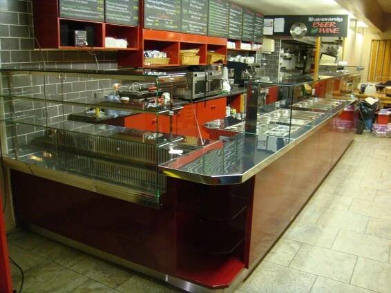 Hot & cold servery counters in London, UK | Manufacturers of food display equipment