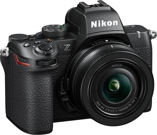 Nikon Z50 II + Z DX 16-50 mm f/3,5-6,3 VR