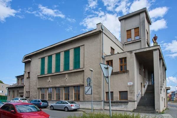 Fotogaléria • Husův sbor (Kostol) • Mapy.com