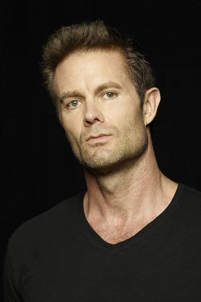 Garret Dillahunt herec