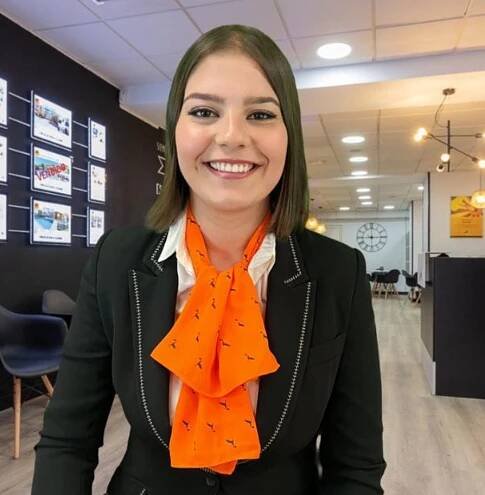 Isabel  Sanchez