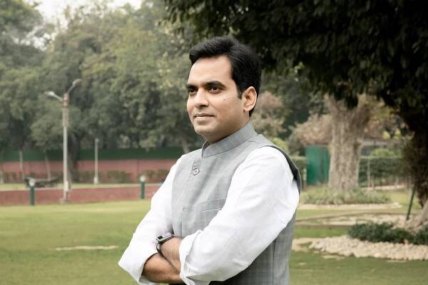 ABOUT – Pankaj Singh