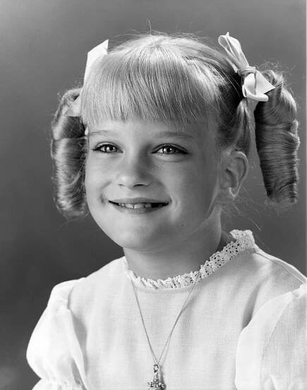 THE BRADY BUNCH - Susan Olsen gallery