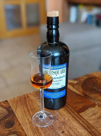 Nový rum od Foursquare Plenipotenziario (recenze) | RumRock