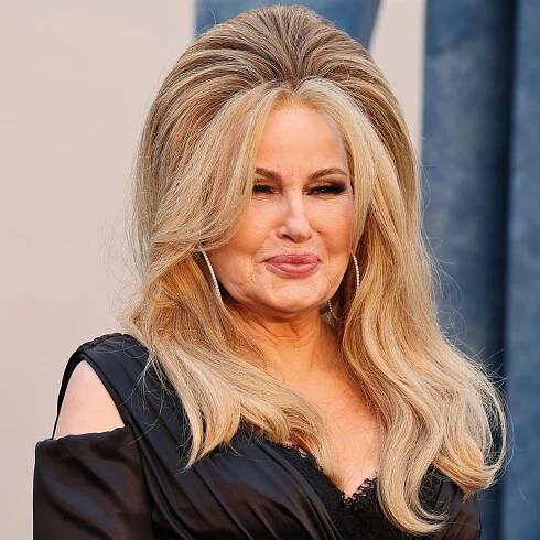 Jennifer Coolidge In a Faux Bob and Bangs Is Everything I Didn't Know I Needed — See Photo