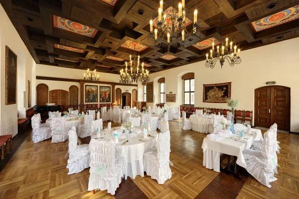 Romantická svatba - Hotel Růže