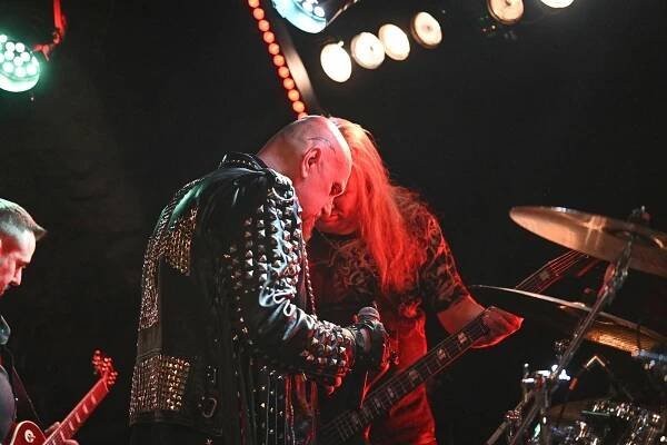 Nejen pro příznivce heavy-metalu hrála v České 1 kapela Halford Revival