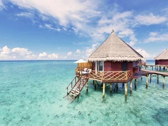 Angaga Island Resort & Spa