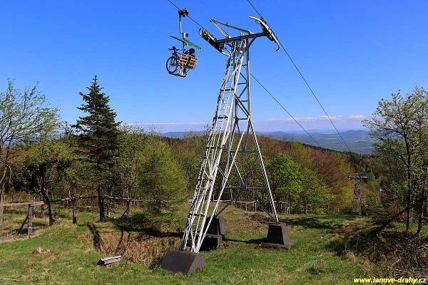 Sedačková lanovka Krupka - Komáří Vížka