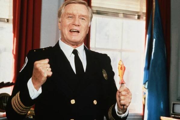 Zemřel velitel z Policejní akademie, Lassard zažil velkou rodinnou tragédii