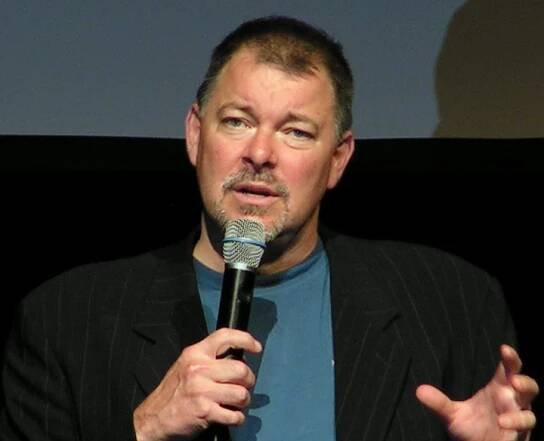 Soubor:Jonathan Frakes cropped1.jpg