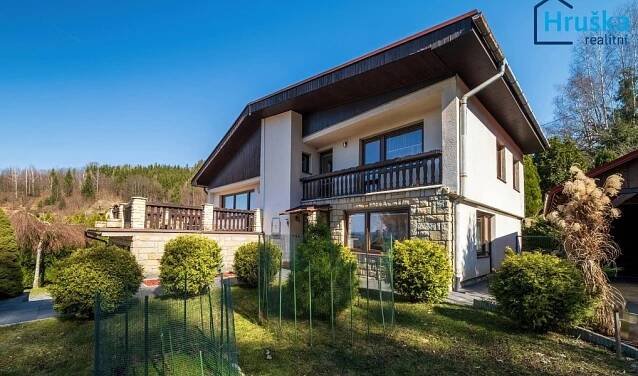 Prodej rodinného domu 6+kk, Hluboké, Vsetín | Reality.iDNES.cz 