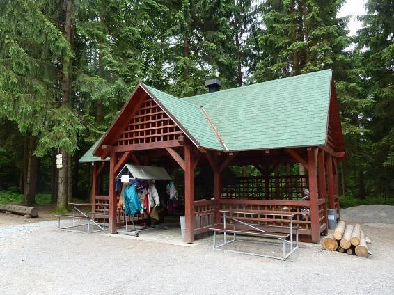 Fotogalerie • Přístřešek Tvrz Bouda (Unterstand im Freien) • Mapy.com