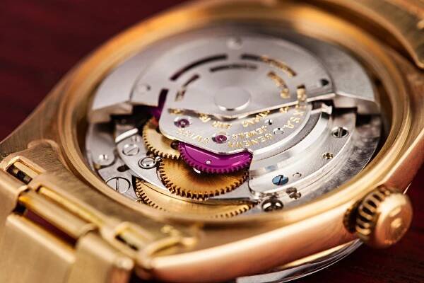 Rolex caliber 1555 movement
