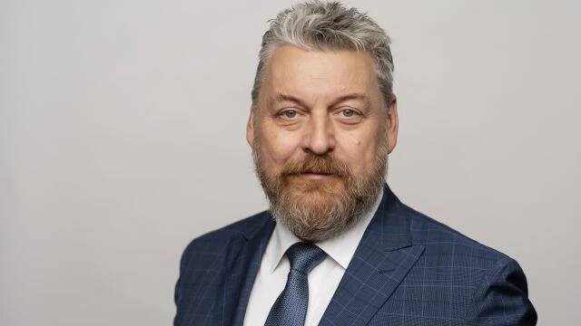 Moje dcera krvácela před fakultou, kritizoval poslanec. Policie se hájí - Seznam Zprávy