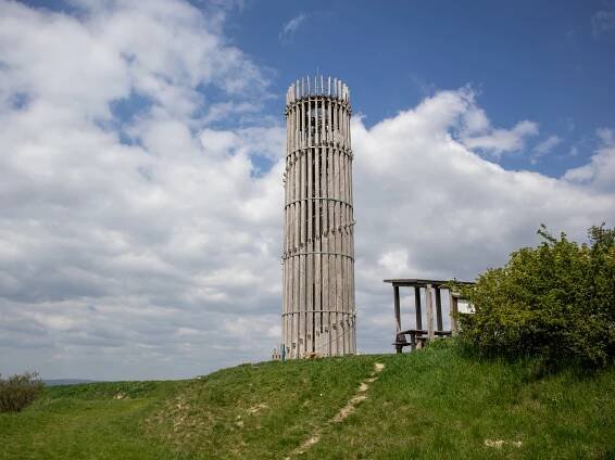 Rozhledna Akátová věž láká na panoramatické výhledy