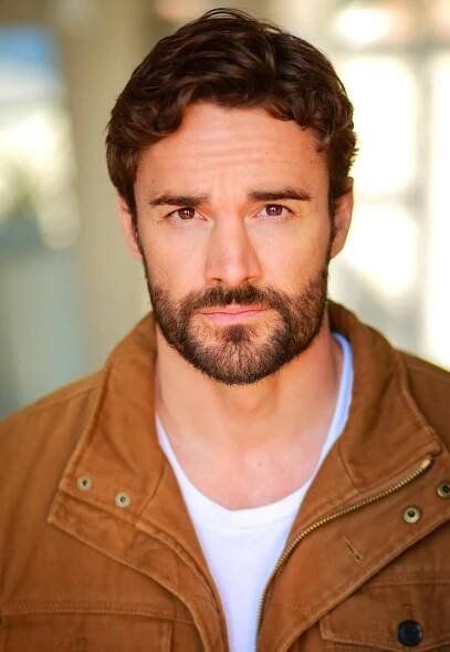 Thom Evans | Lee Morgan Management