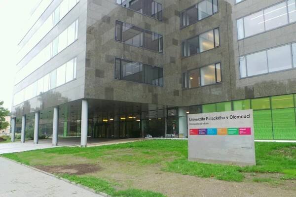 Univerzita Palackého v Olomouci - Přírodovědecká fakulta foto 1