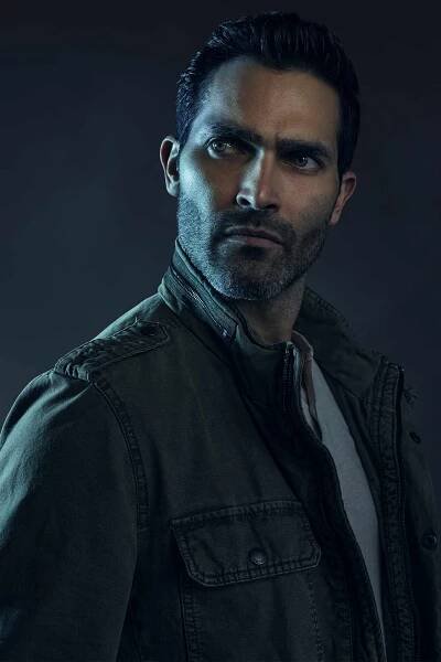 TEEN WOLF: THE MOVIE:Tyler Hoechlin as Derek Hale in TEEN WOLF: THE MOVIE streaming on Paramount+. Photo: James Dimmock/Paramount+ © 2022 Paramount. All Rights Reserved.