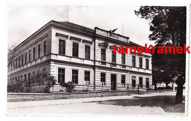 Brno Chrlice škola zoubkovaná (Rajhrad Újezd) - Pohlednice místopis