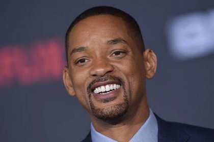 WESTWOOD, CA - DECEMBER 13:  Actor Will Smith arrives at the premiere of Netflix's 'Bright' at Regency Village Theatre on December 13, 2017 in Westwood, California.  (Photo by Axelle/Bauer-Griffin/FilmMagic)