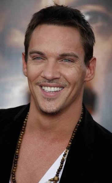 Jonathan Rhys Meyers