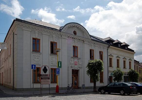 Soubor:Mohelnice - New city hall.jpg – Wikipedie