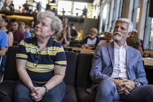 Obrazem: Drábová o útoku na jádro, Pavel o KSČ, Středula o prezidentství