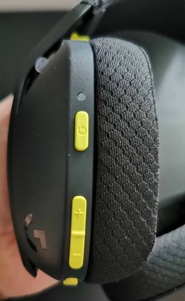 Recenze Logitech G435, ultralehkých sluchátek bez konkurence