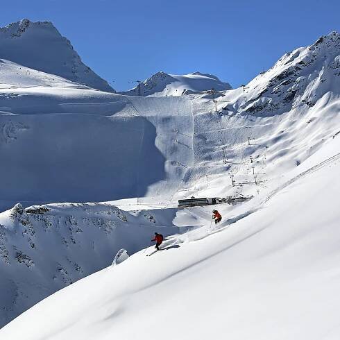 Tiefschnee fahren im Ötztal