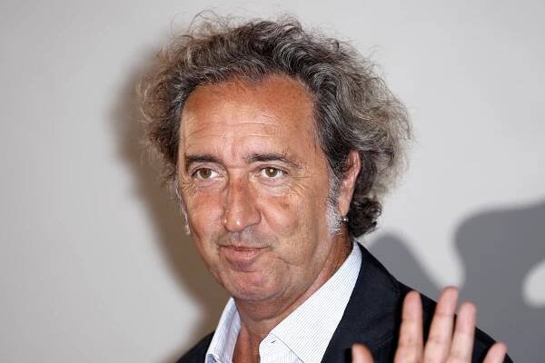 VENICE, ITALY - SEPTEMBER 05: Paolo Sorrentino attends the "Amanda" red carpet at the 79th Venice International Film Festival on September 05, 2022 in Venice, Italy. (Photo by John Phillips/Getty Images)
