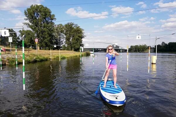 Skupinový kurz paddleboardingu pro začátečníky v centru Prahy