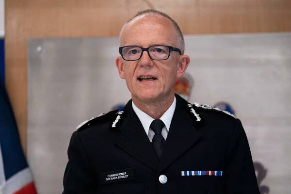 Two to Three Police Officers in Court on Criminal Offences a Week