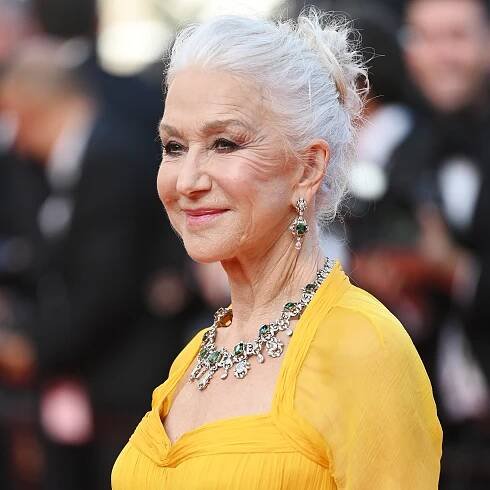 Helen Mirren Proves The Blunt Bob Is Ageless