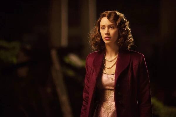 Sarah Gadon as Princess Elizabeth in 2015's 