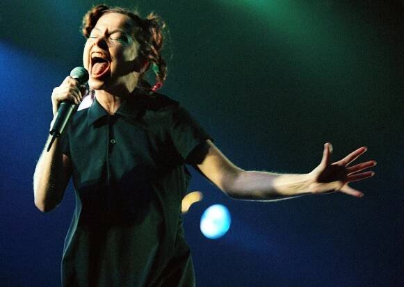 UNSPECIFIED - AUGUST 24:  Photo of BJORK; 24-8-96 Lowlands Festival, Bjork  (Photo by Paul Bergen/Redferns)