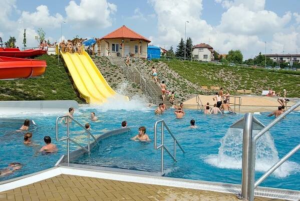Sportoviště Dačice: Provoz koupaliště