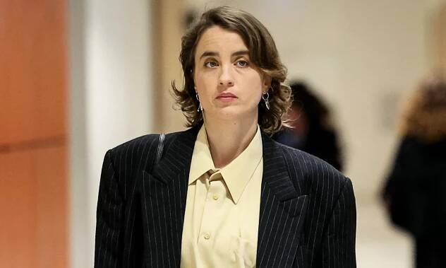 Herečka Adèle Haenel protestuje proti soudu, režisér popírá zneužívání - SvětDneska.cz