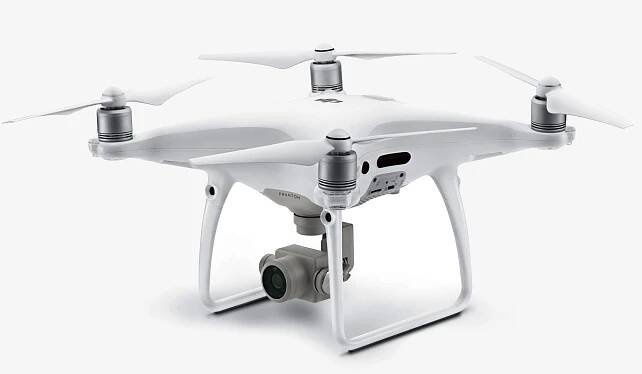 DJI Phantom 4 Advanced z boku