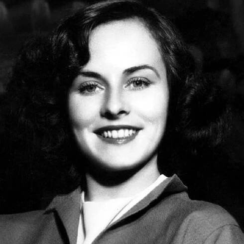 Uncommon Vintage Girls Names From 1940s - Paulette