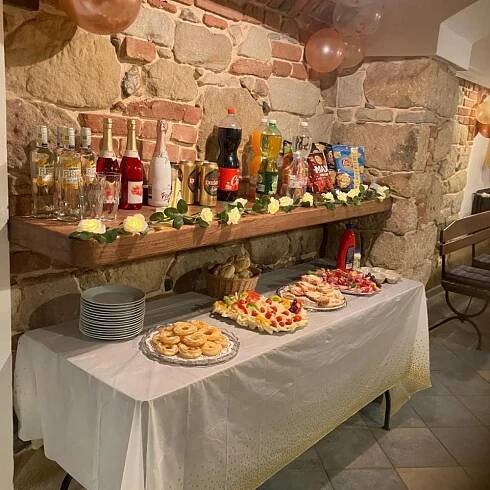 Pronájem salónku pro 15 až 20 lidí | Bistro Bistrouška Plzeň