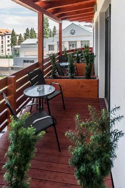 Balkón nebo terasa v ubytování Hotel Apartments Benešova 6