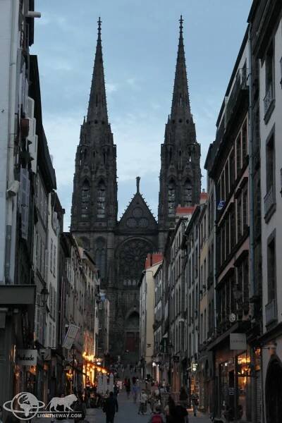Clermont-Ferrand – LIONTHEWAY.COM