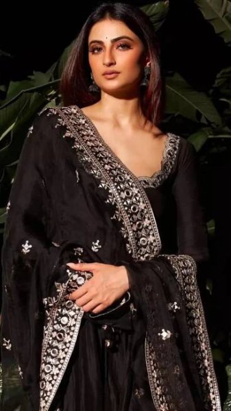 Palak Tiwari’s top 10 gorgeous ethnic looks