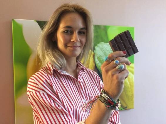 Za rok spořádá 76 kg čokolády. Degustátorka Šárka (32) má povolání snů. Jak pozná kvalitní kousek?