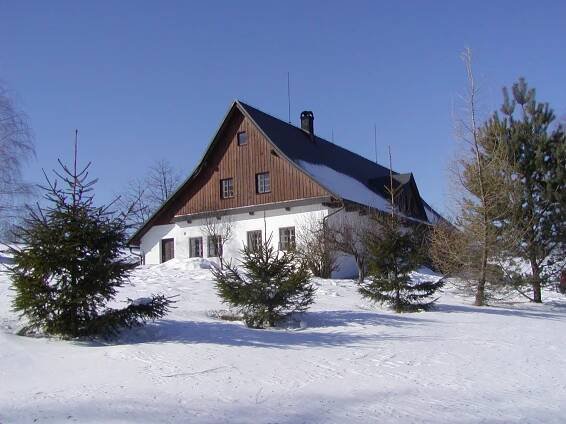 Chalupa Hanička, Pěčín