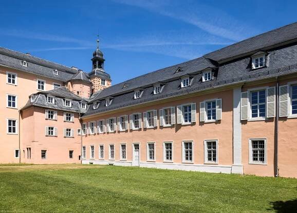 Hochschule für Rechtspflege & Justizakademie | Schloss und Schlossgarten Schwetzingen | monumente-im-bild.de