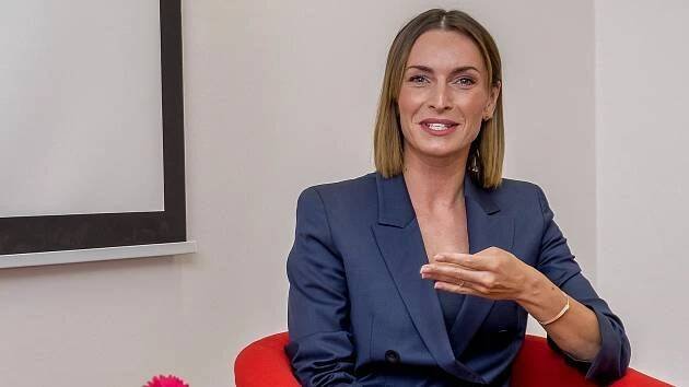 Společný ples v Dolních Kralovicích odmoderuje Jana Peroutková z České televize
